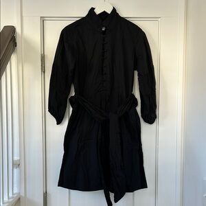 Sue Sartor Florence Shorty in Black. Size Medium